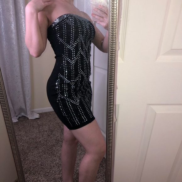 Black studded dress - Picture 3 of 7